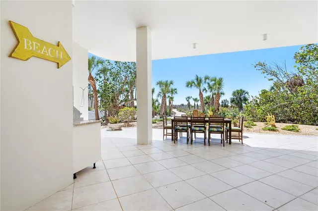 $5,000,000 | 534 Beach Road, Sarasota, FL 34242