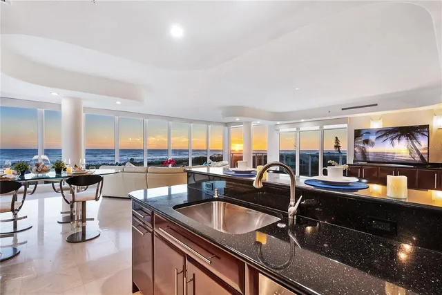 $5,000,000 | 534 Beach Road, Sarasota, FL 34242