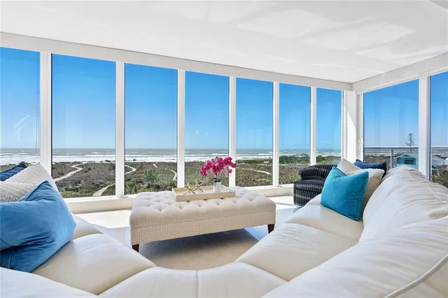 $5,000,000 | 534 Beach Road, Sarasota, FL 34242