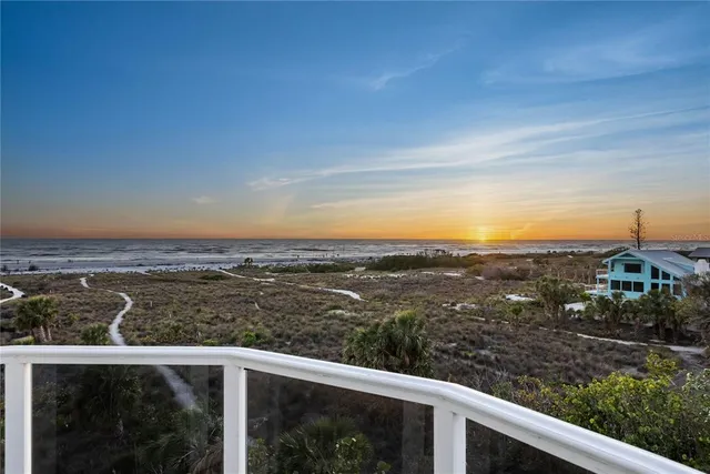 $5,000,000 | 534 Beach Road, Sarasota, FL 34242