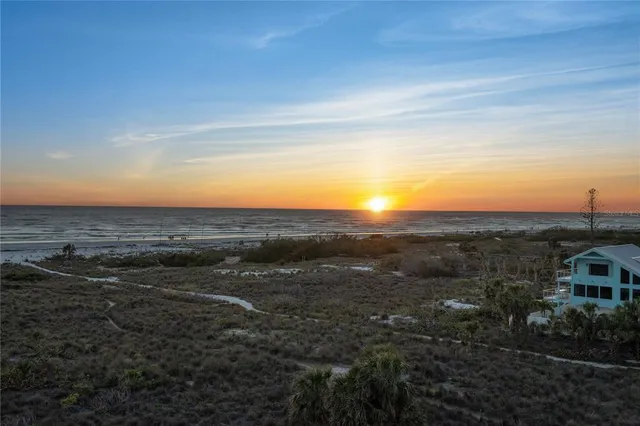 $5,000,000 | 534 Beach Road, Sarasota, FL 34242