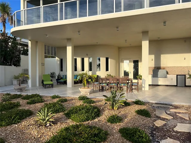 $5,000,000 | 534 Beach Road, Sarasota, FL 34242