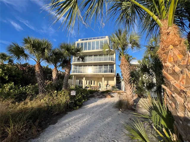 $5,000,000 | 534 Beach Road, Sarasota, FL 34242