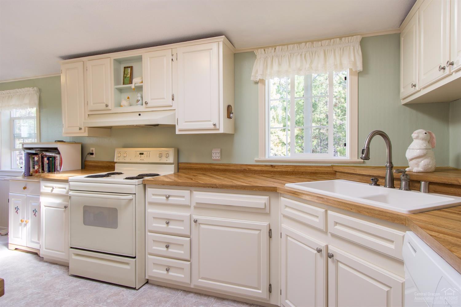 56208 Bufflehead Road Bend, OR 97707 - Photo 15 of 25 Additional Photo