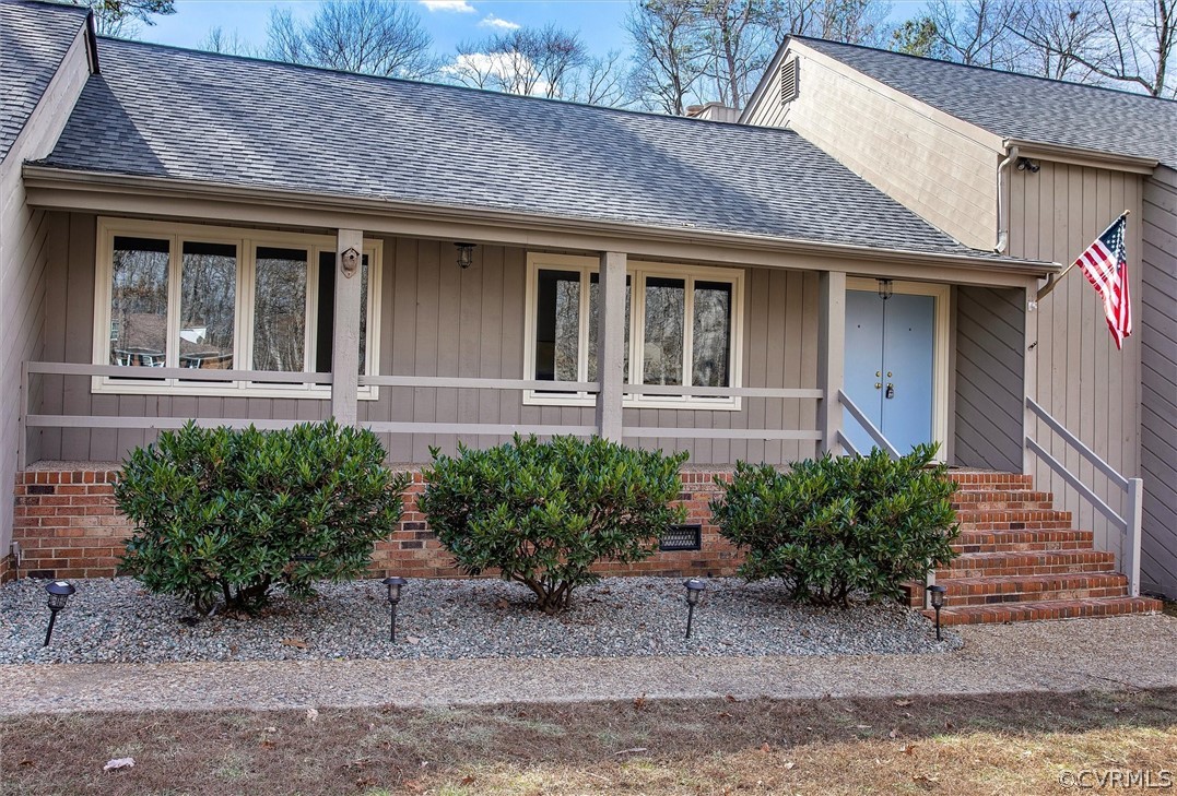 1970 Albion Road Midlothian, VA 23113 - Photo 3 of 50 a front view of a house with a garden