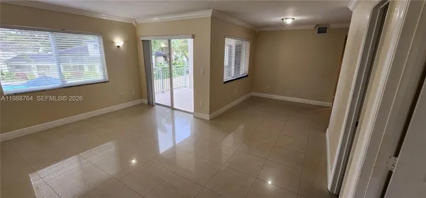 $2,300 | Villa Rustica Condominium, Hialeah, FL 33015