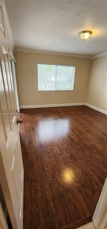 $2,300 | Villa Rustica Condominium, Hialeah, FL 33015