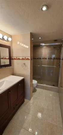 $2,300 | Villa Rustica Condominium, Hialeah, FL 33015