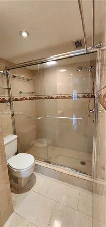 $2,300 | Villa Rustica Condominium, Hialeah, FL 33015
