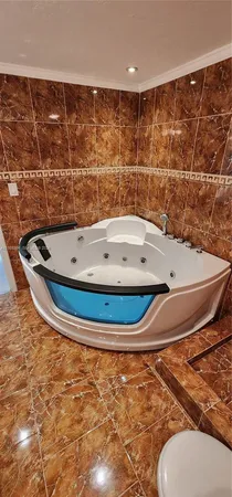 $2,300 | Villa Rustica Condominium, Hialeah, FL 33015