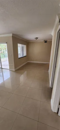 $2,300 | Villa Rustica Condominium, Hialeah, FL 33015