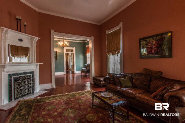 63 South Georgia Avenue Mobile, AL 36604 - Photo 12 of 31 High Ceilings