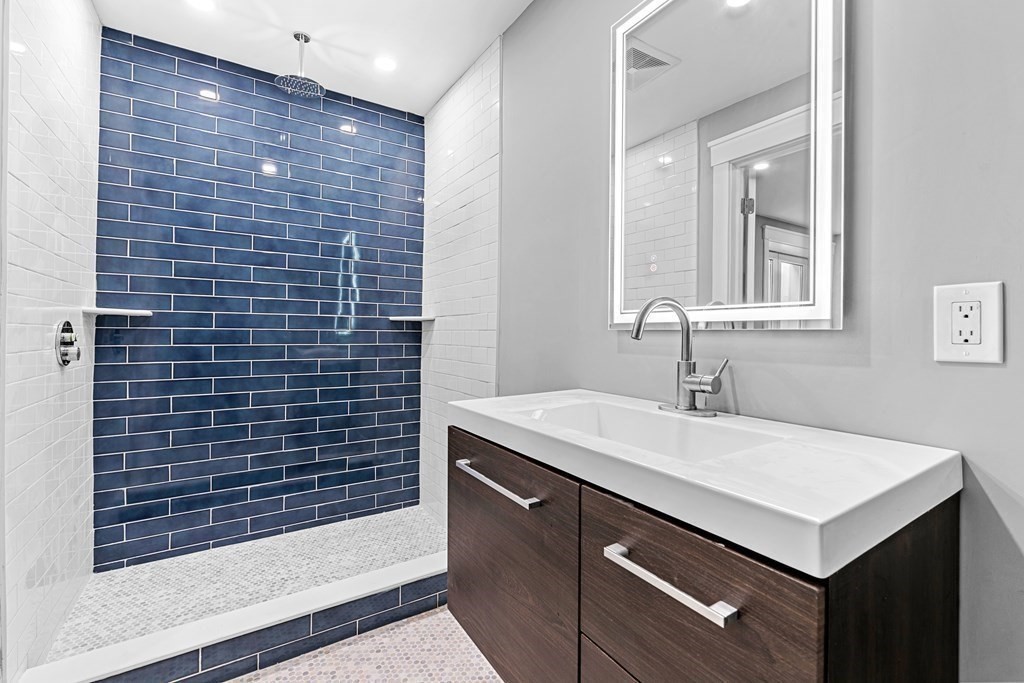 27-1 Central Road, Unit 1 Somerville, MA 02143 - Photo 38 of 41 Gallery Image 38