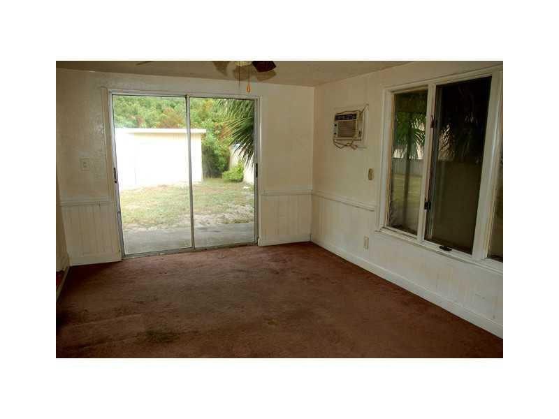 415 Coventry Street Boca Raton, FL 33487 - Photo 18 of 18 Bedroom