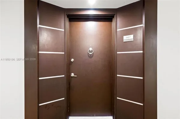 $735,000 | 5701 Collins Avenue, Unit 1417, Miami Beach, FL 33140