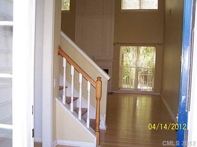 508 Clearbrook Road Matthews, NC 28105 - Photo 2 of 13
