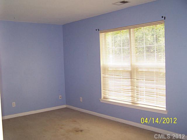 508 Clearbrook Road Matthews, NC 28105 - Photo 9 of 13