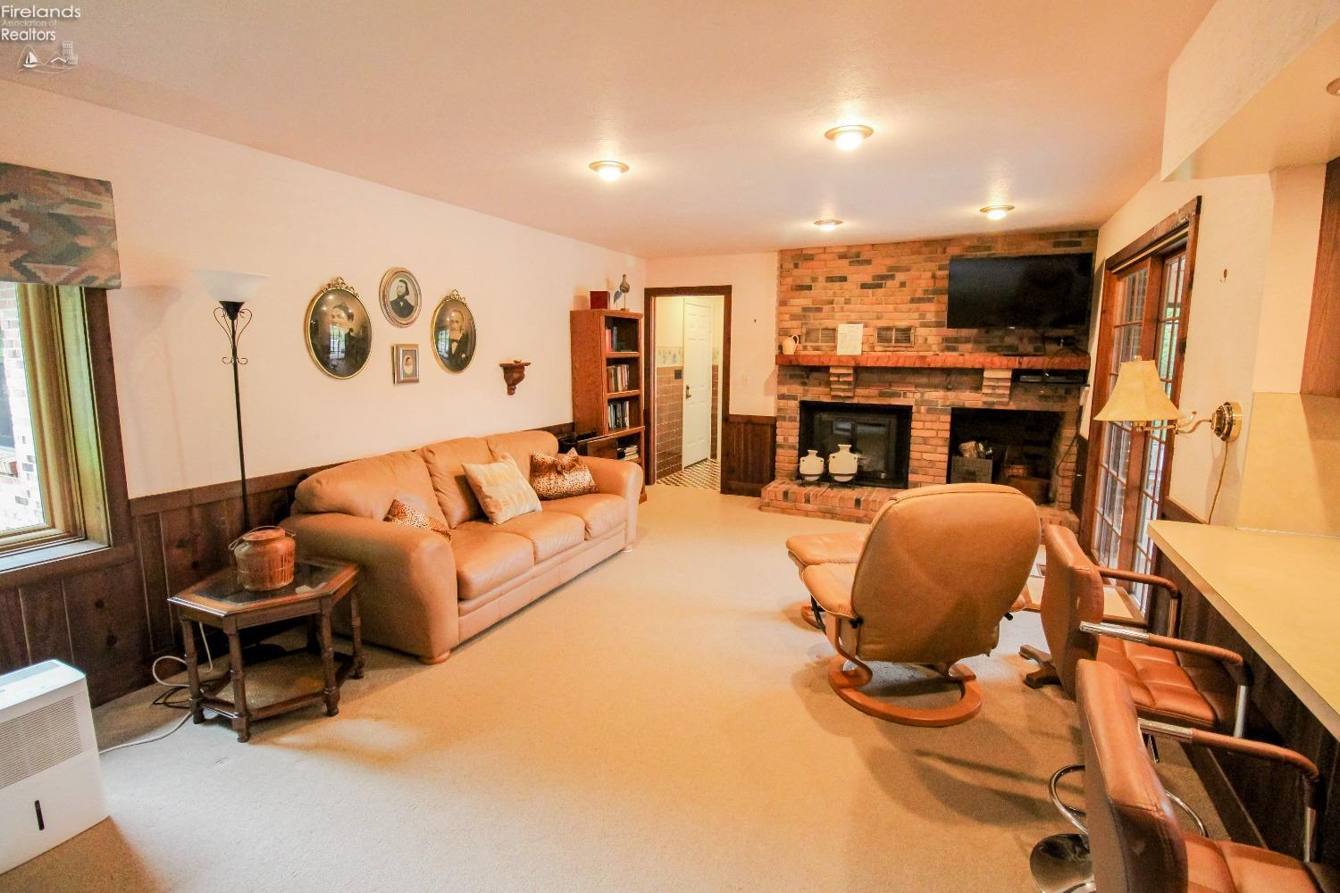 606 Taylor Road Sandusky, OH 44870 - Photo 18 of 40 Gallery Image 18