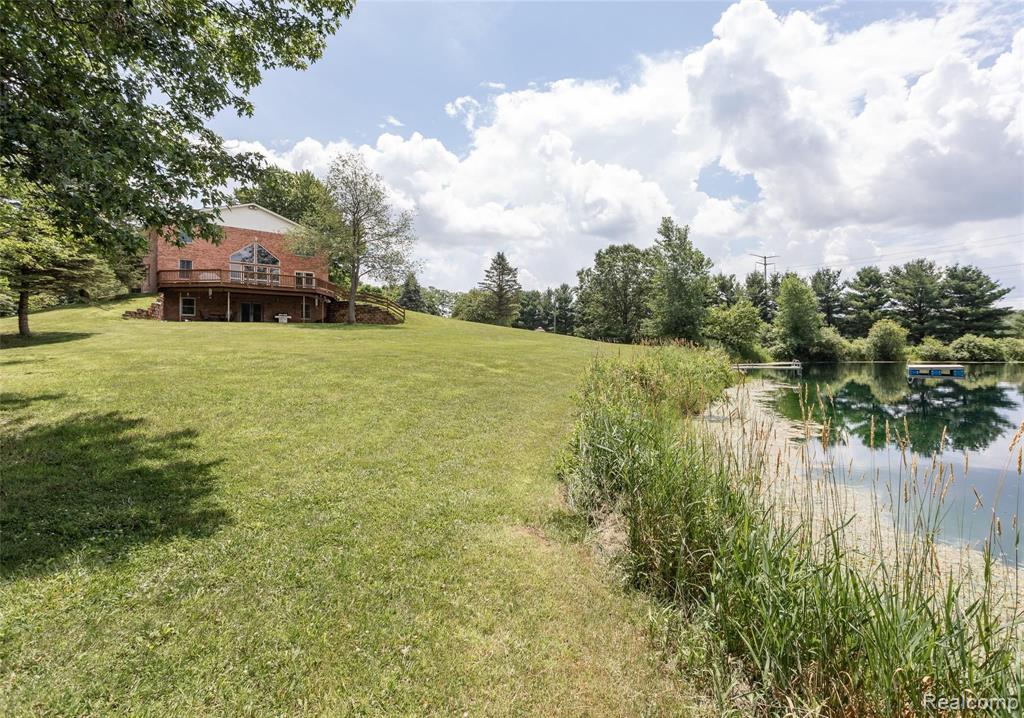 6170 Pingree Road Howell, MI 48843 - Photo 6 of 53
