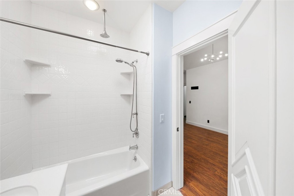 5840 Rocky Canyon Road Atascadero, CA 93422 - Photo 43 of 74 a bathroom with a bathtub and shower