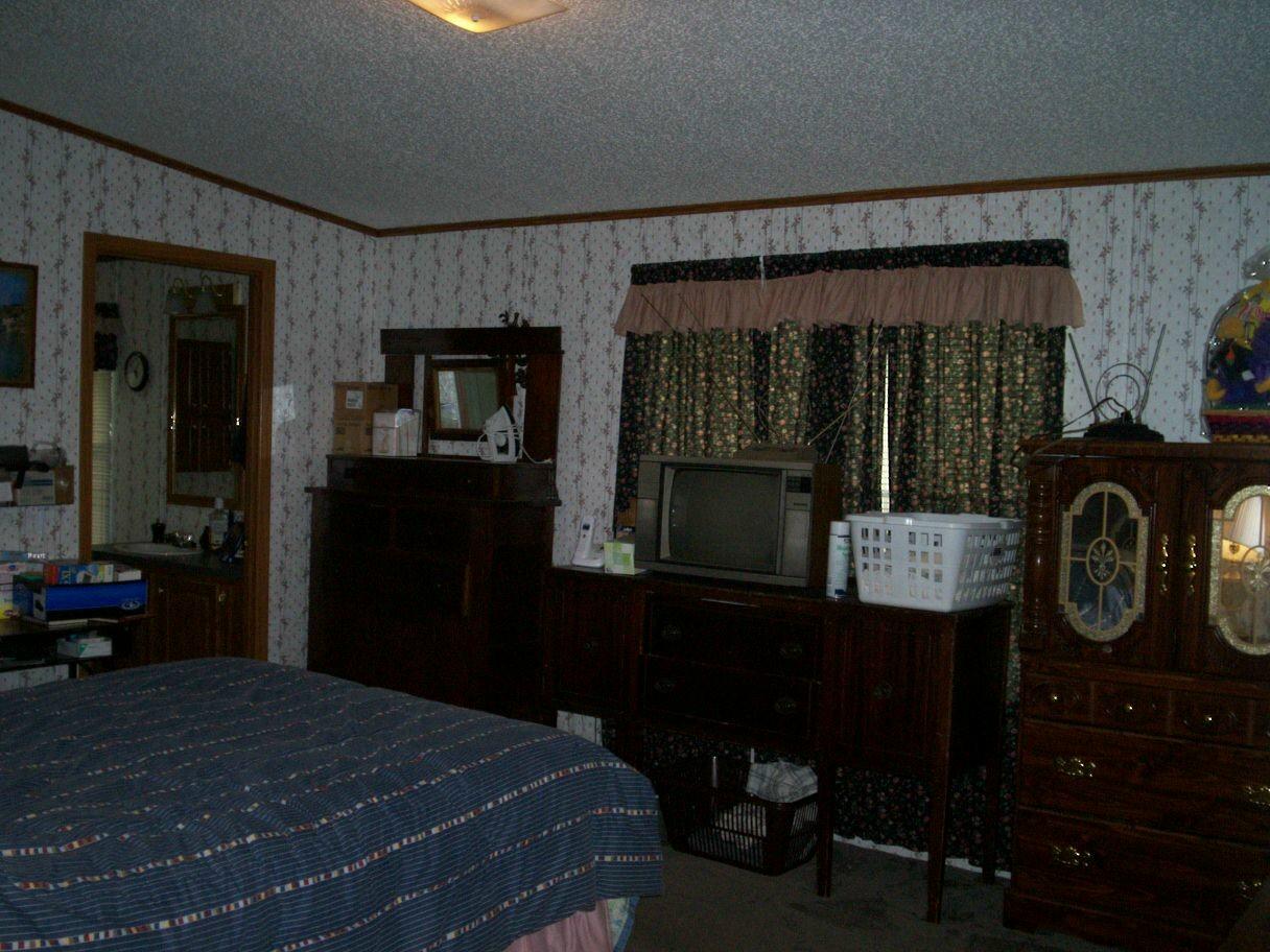 1187 Layman Street Goodview, VA 24095 - Photo 5 of 8 Master