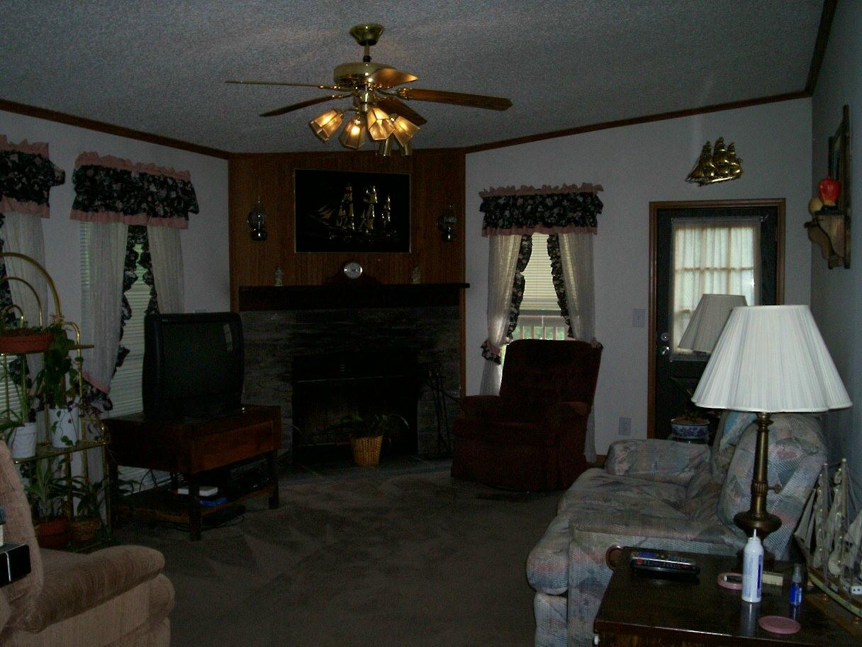 1187 Layman Street Goodview, VA 24095 - Photo 7 of 8 Den