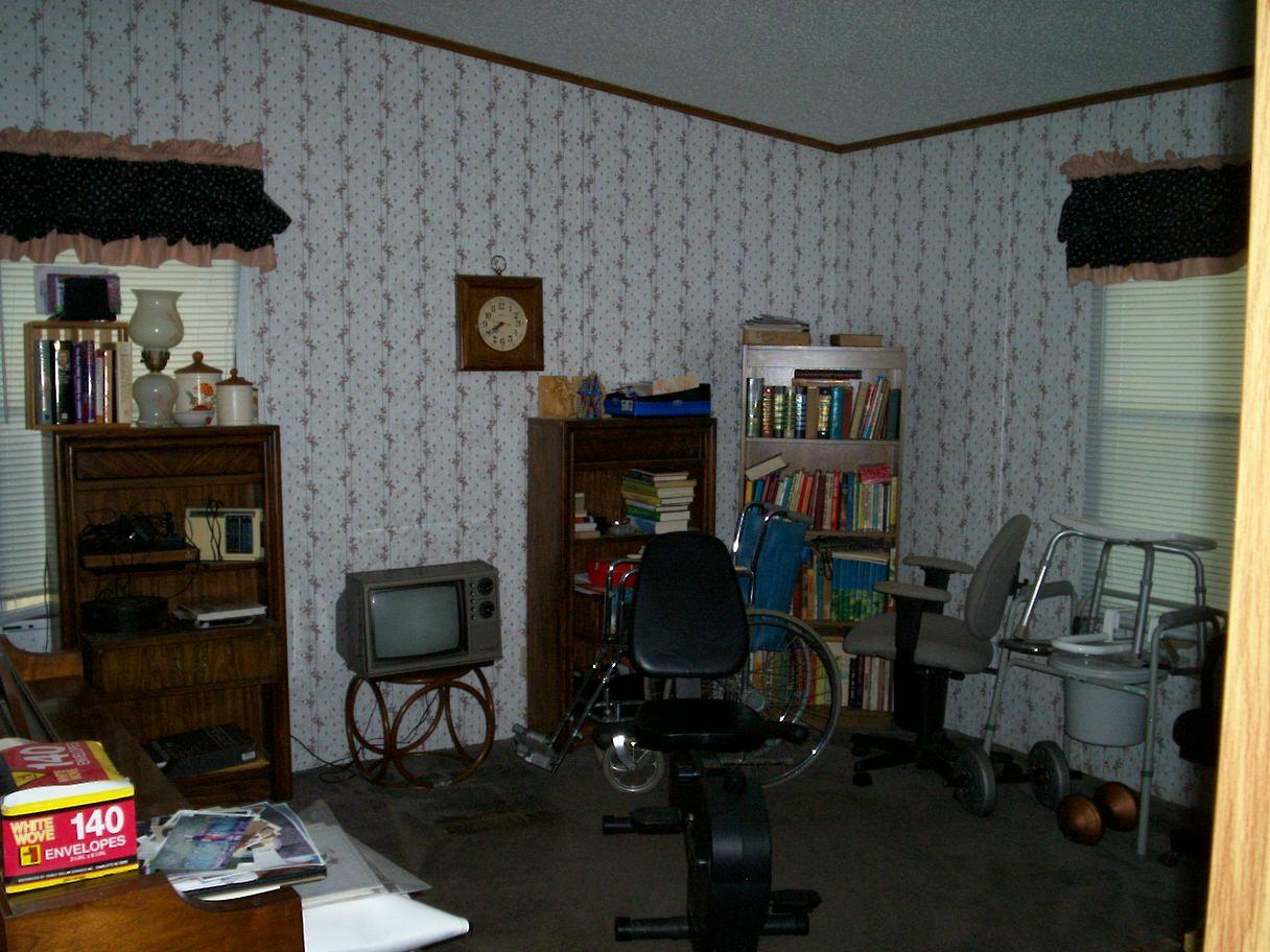 1187 Layman Street Goodview, VA 24095 - Photo 8 of 8 Bedr 2
