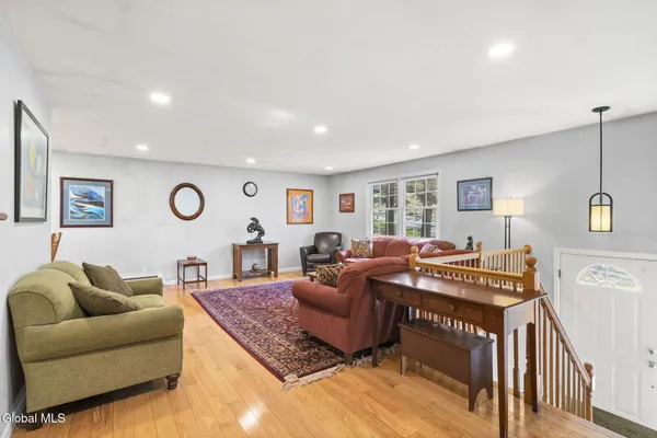 $370,000 | 8 Saddle Hill Road, Poestenkill, NY 12198