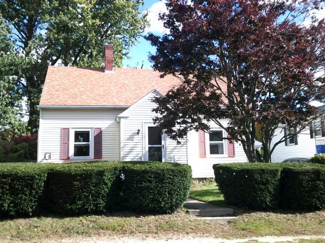 28 Angell Street Woonsocket, RI 02895 - Photo 1 of 20 Well maintained 1940's Cape!