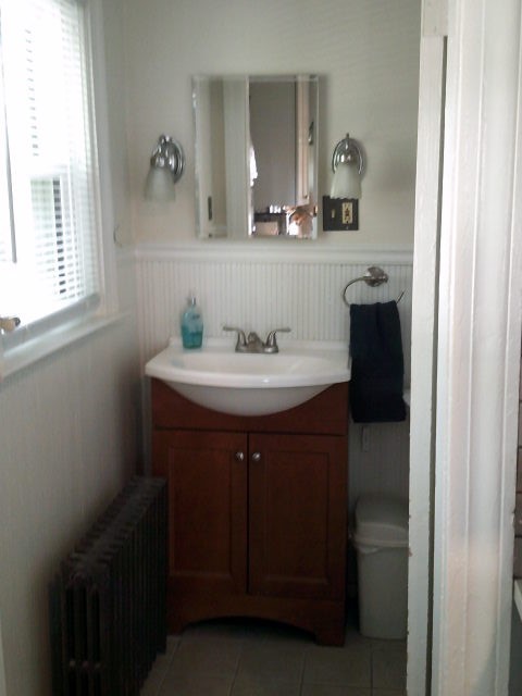 28 Angell Street Woonsocket, RI 02895 - Photo 7 of 20 Full bath downstairs