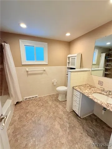 $2,800 | 79 East Toulon Drive, Cheektowaga, NY 14227