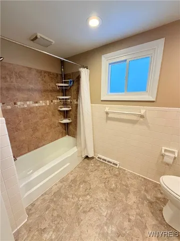 $2,800 | 79 East Toulon Drive, Cheektowaga, NY 14227