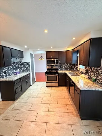 $2,800 | 79 East Toulon Drive, Cheektowaga, NY 14227