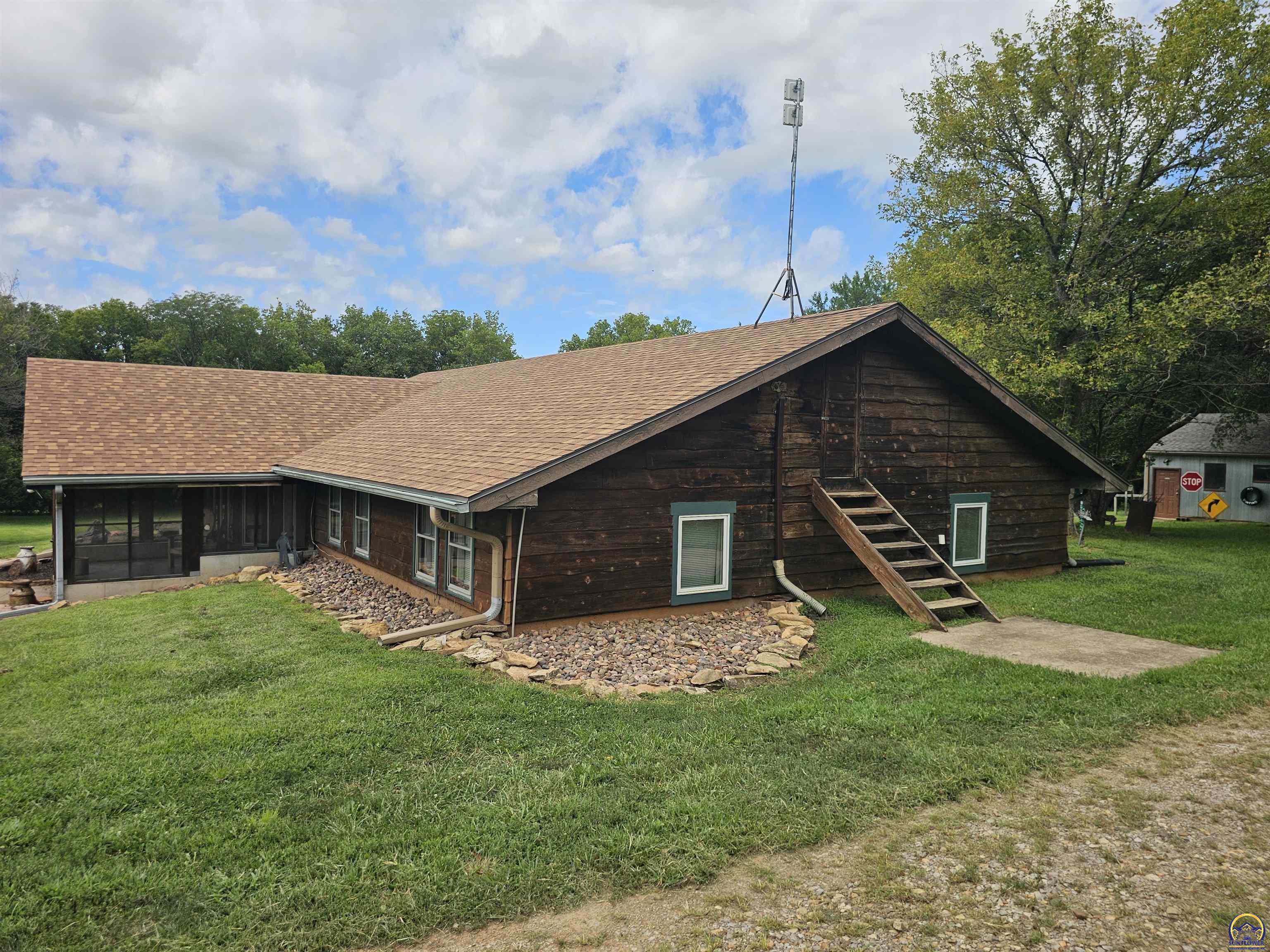 7030 Northwest Valencia Road Silver Lake, KS 66539 - Photo 63 of 96 Gallery Image 63