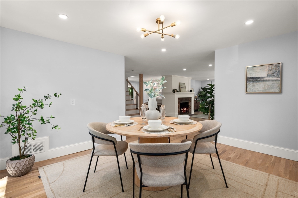 8 Elginwood Road Peabody, MA 01960 - Photo 10 of 38