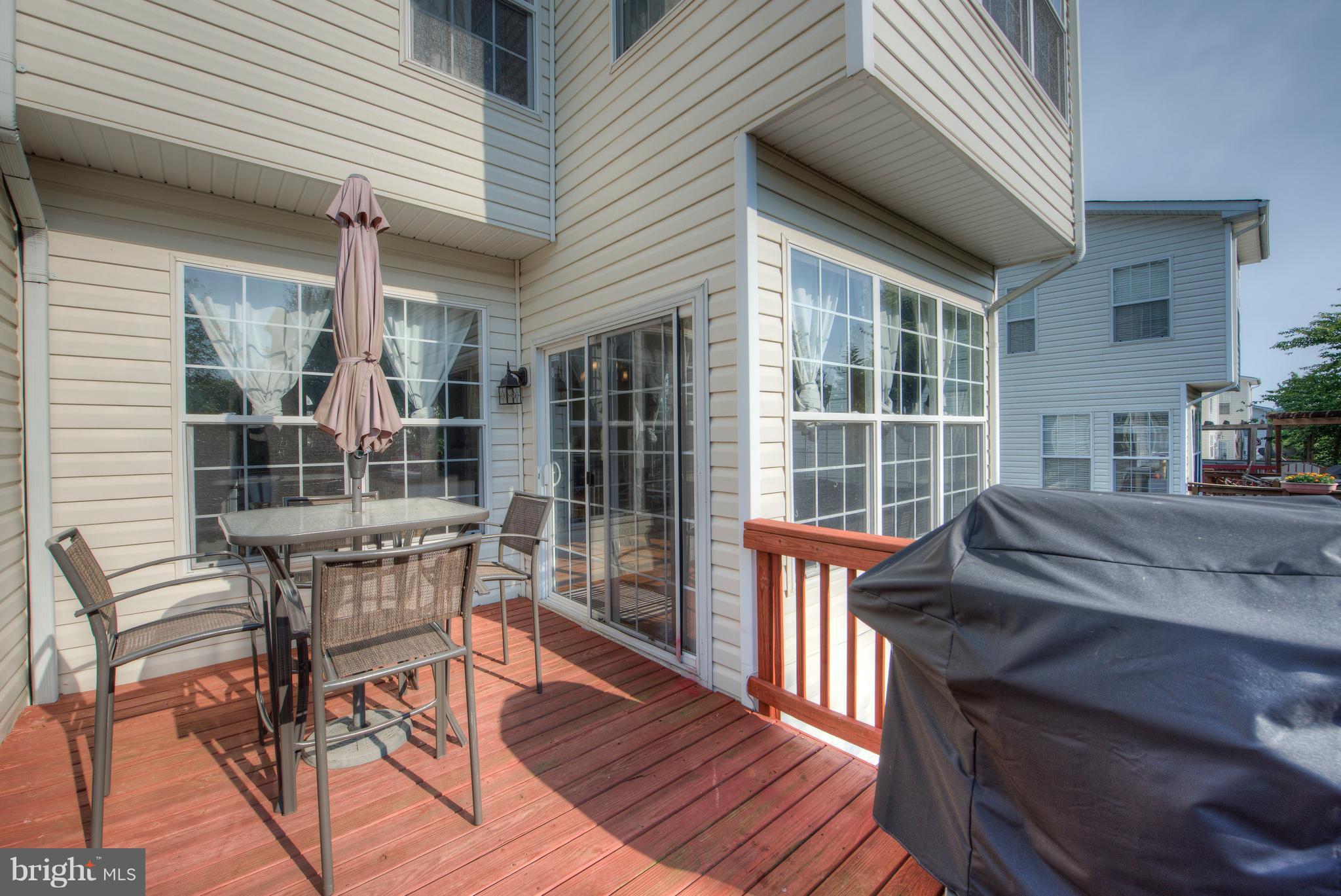 15600 Avocet Loop Woodbridge, VA 22191 - Photo 27 of 29 Exterior (General)