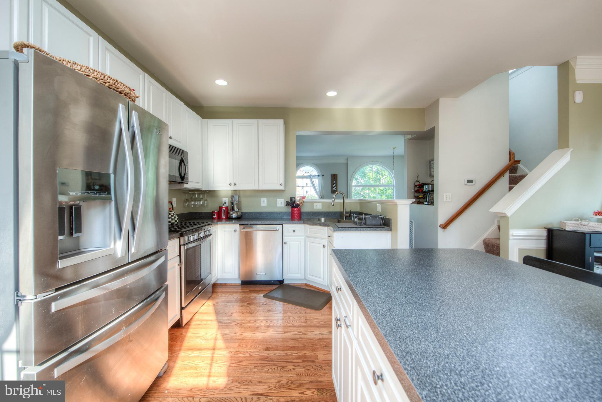 15600 Avocet Loop Woodbridge, VA 22191 - Photo 4 of 29 Kitchen