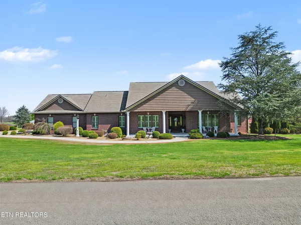 $1,149,000 | 607 Cornfield Lane, White Pine, TN 37890
