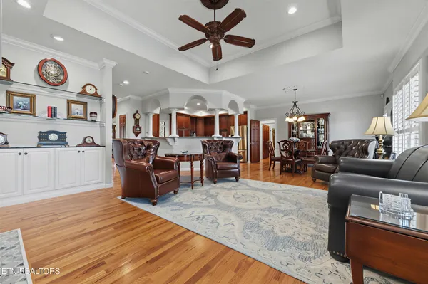 $1,149,000 | 607 Cornfield Lane, White Pine, TN 37890