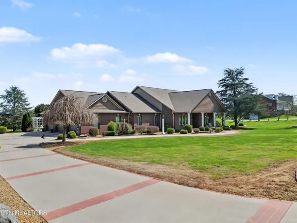 $1,149,000 | 607 Cornfield Lane, White Pine, TN 37890