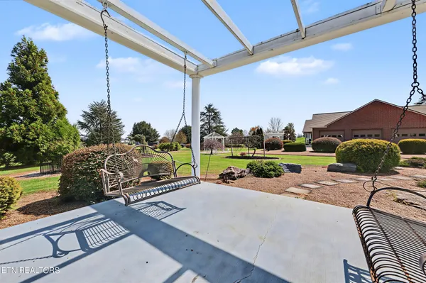 $1,149,000 | 607 Cornfield Lane, White Pine, TN 37890