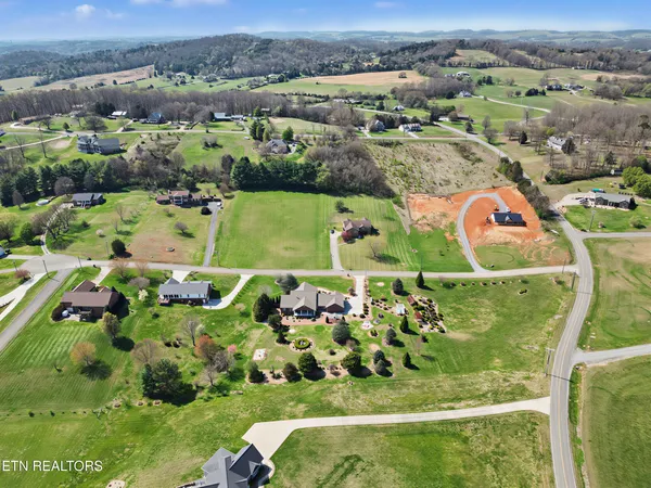 $1,149,000 | 607 Cornfield Lane, White Pine, TN 37890