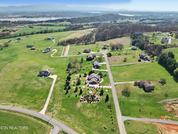 $1,149,000 | 607 Cornfield Lane, White Pine, TN 37890