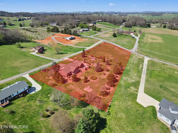 $1,149,000 | 607 Cornfield Lane, White Pine, TN 37890