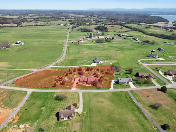 $1,149,000 | 607 Cornfield Lane, White Pine, TN 37890