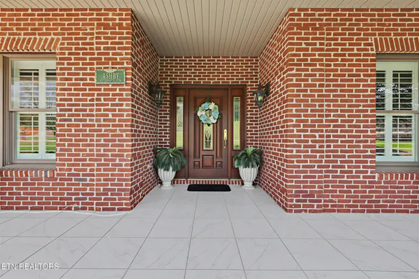 $1,149,000 | 607 Cornfield Lane, White Pine, TN 37890