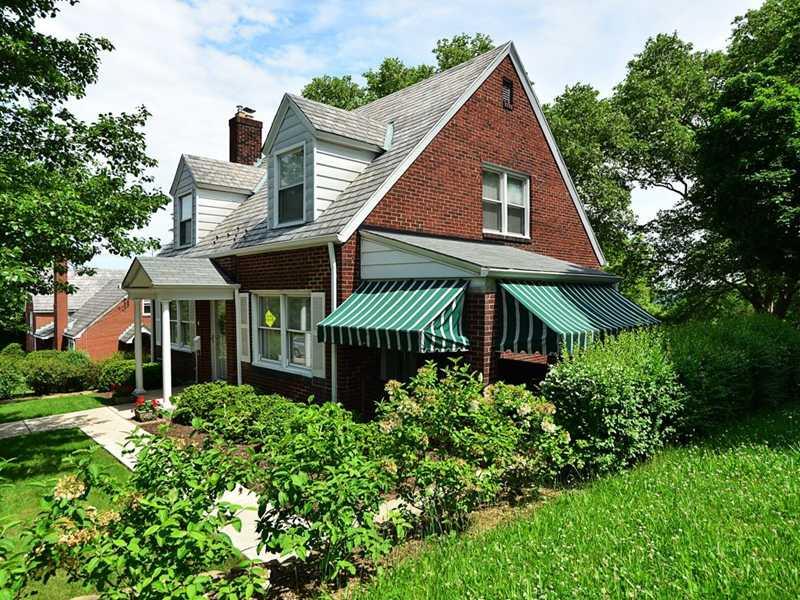 4 Warriors Road Green Tree, PA 15220 - Photo 2 of 17 Exterior Front.