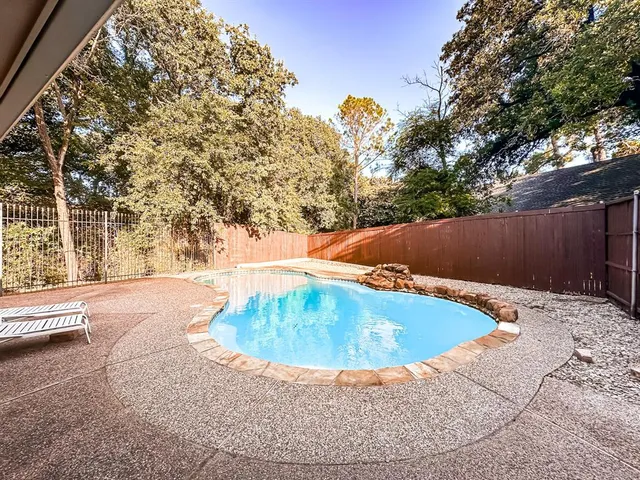 $2,950 | 6616 Crooked Lane, Flower Mound, TX 75022