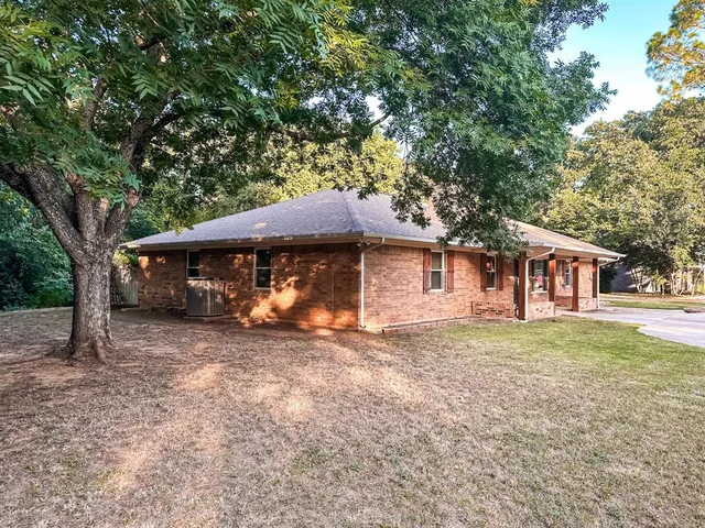 $2,950 | 6616 Crooked Lane, Flower Mound, TX 75022