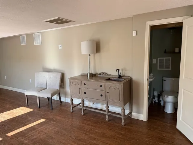 $1,069,000 | 821 Merrimack Avenue, Dracut, MA 01826